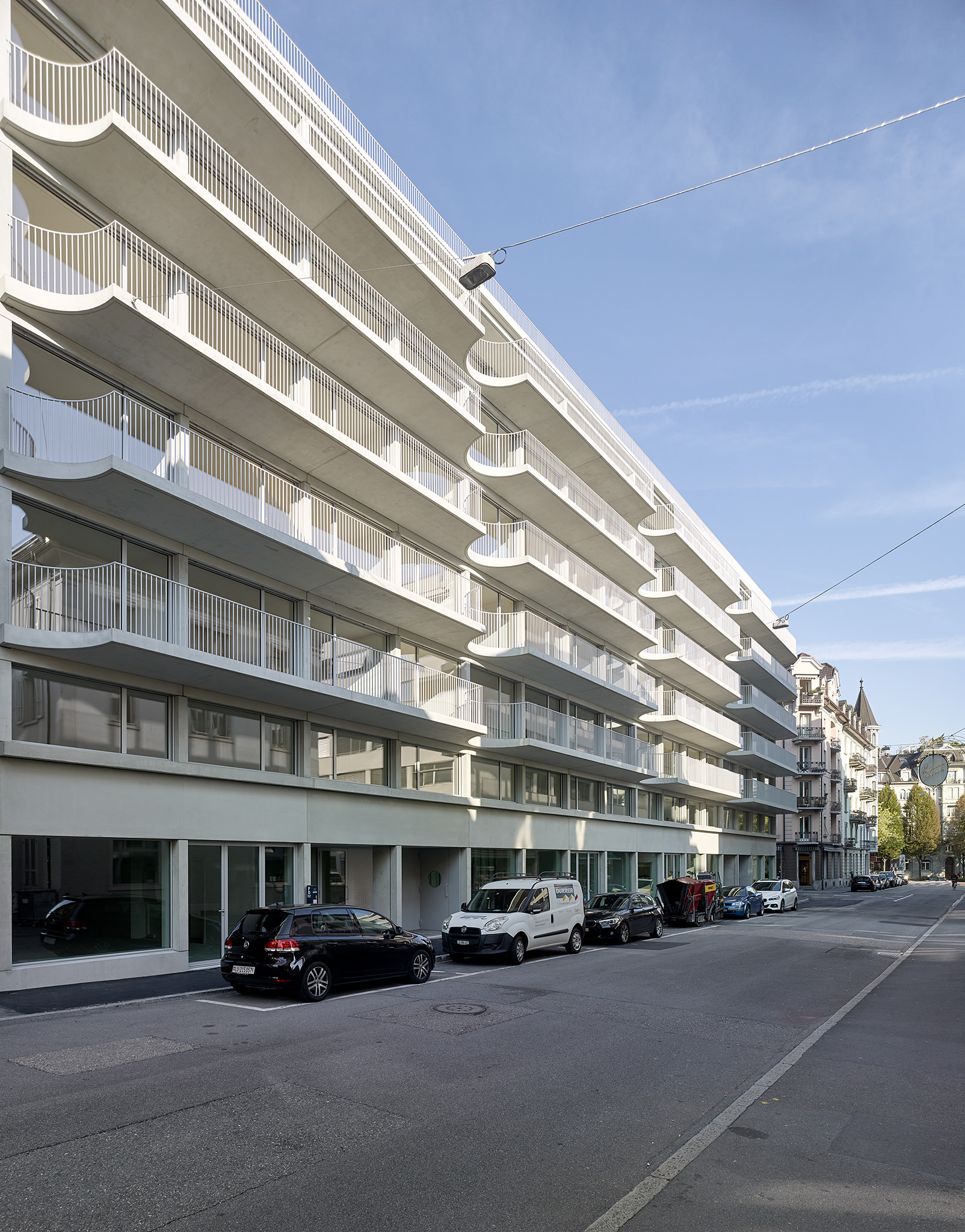 E18672 Alpa 077323p SCREEN